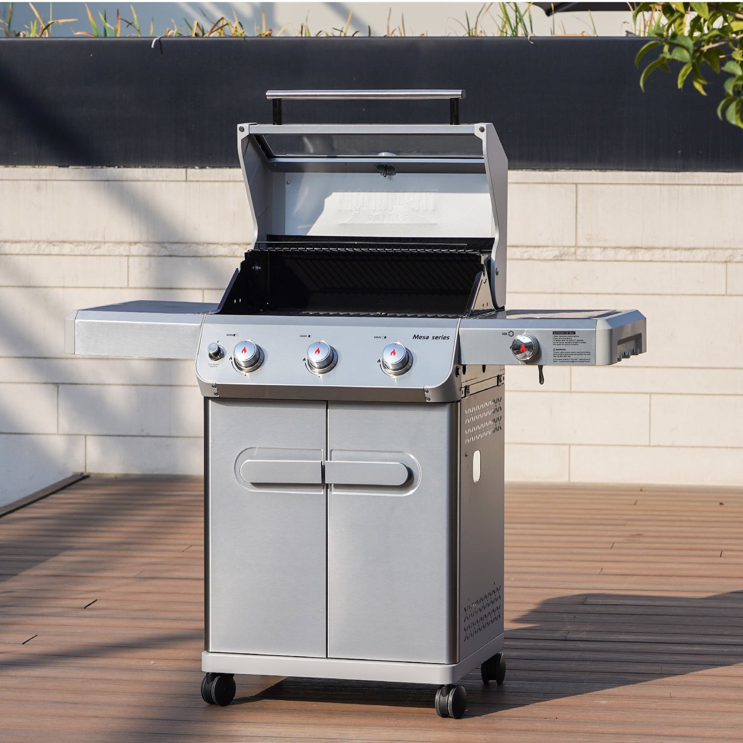 Monument Grill Mesa 3-Burner Propane Gas Grill in Stainless Steel with Clear View Lid and LED Controls