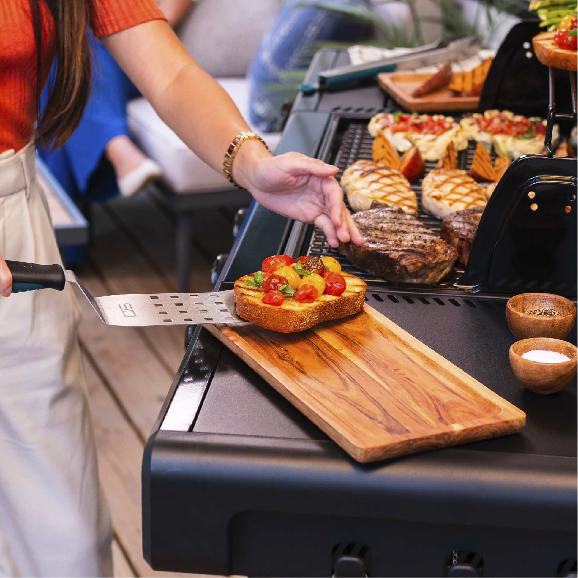 Charbroil Pro Series™ 3-Burner Gas Grill and Griddle