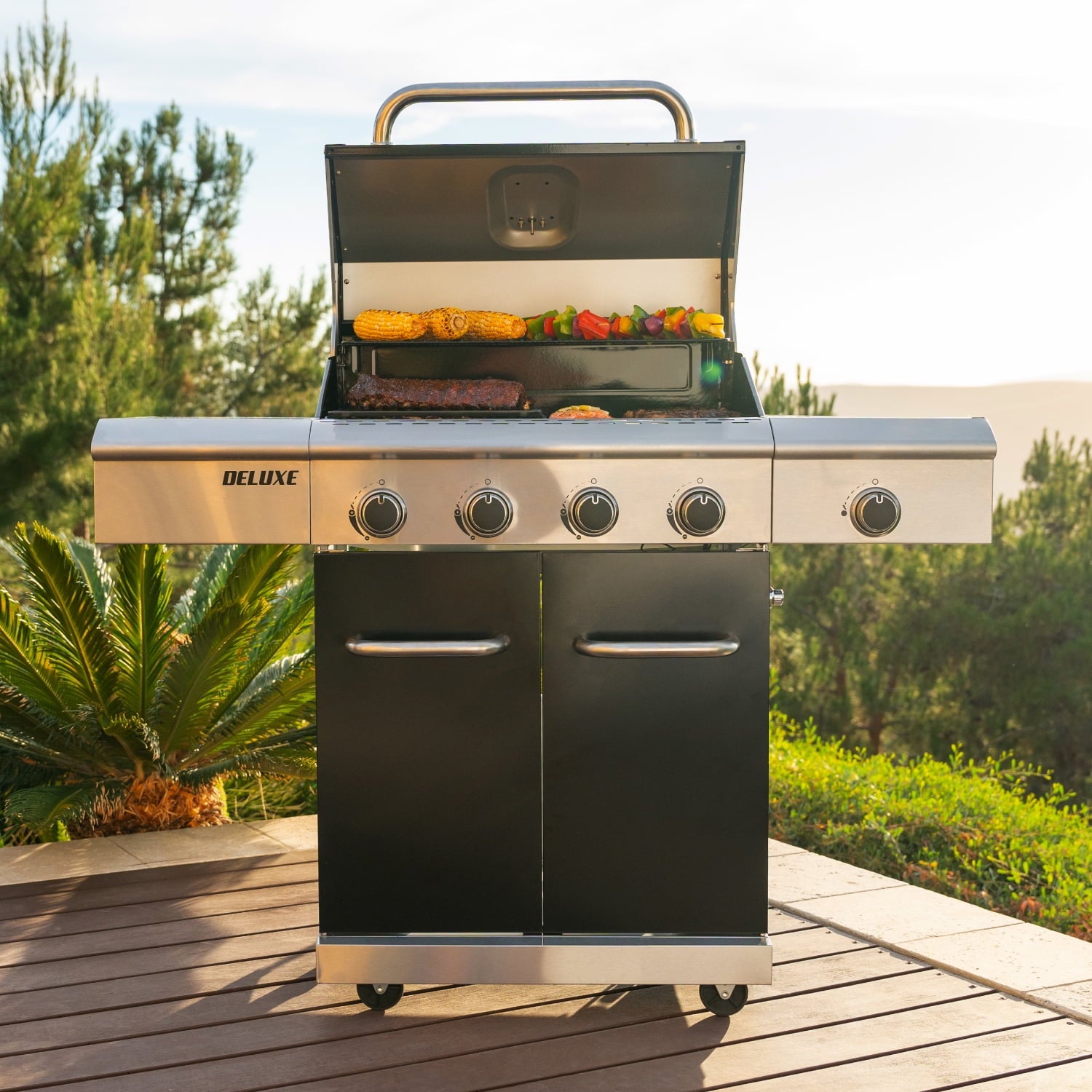 Nexgrill 4-Burner Dual Fuel Gas Grill with Side Burner and Griddle Insert, 627 SQ In Total Cooking Space, 59,000 BTUs Output, BBQ Grill Perfect for Outdoor Gatherings - 720-0958HE