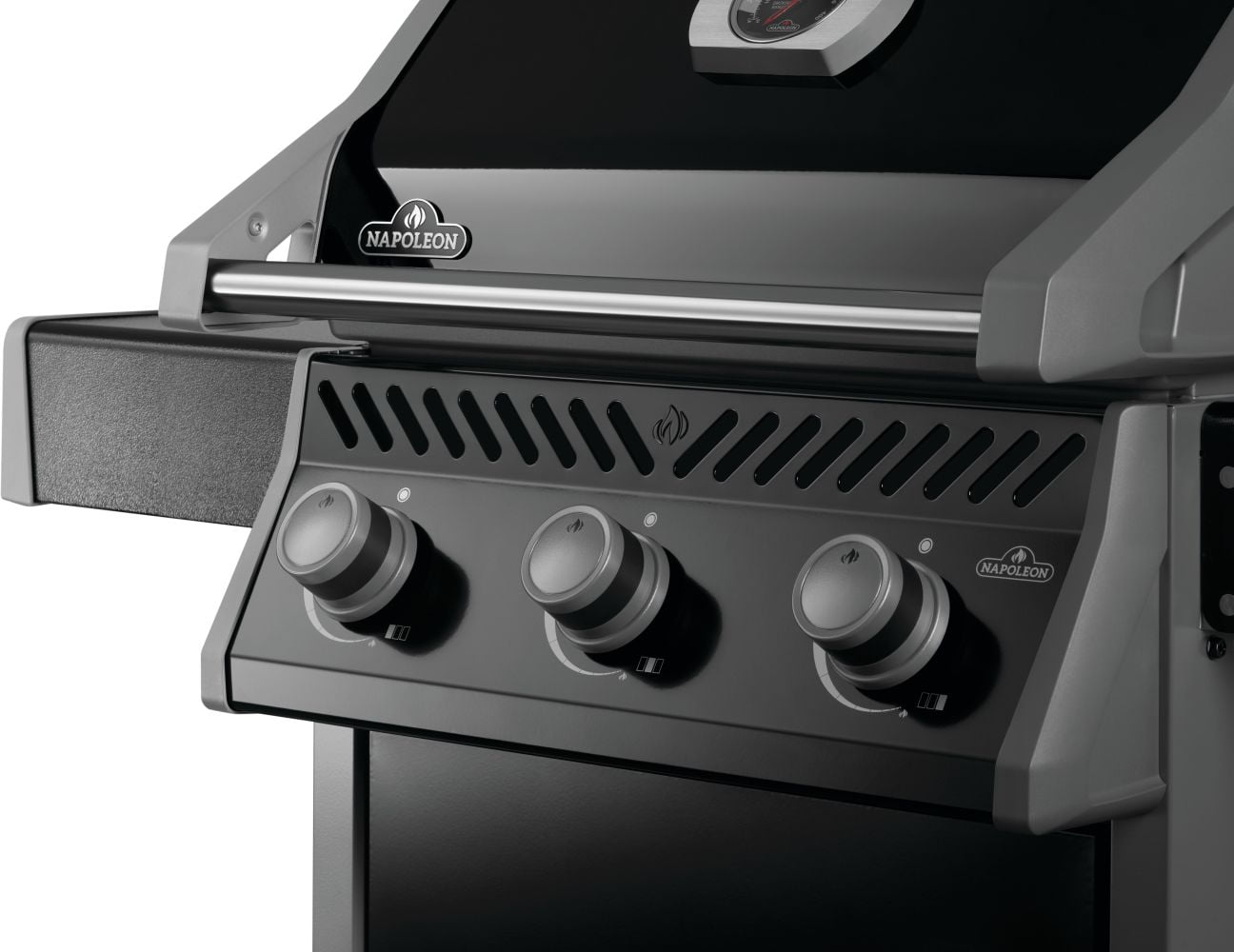 Napoleon Rogue 425 3-Burner Natural Gas Grill in Black