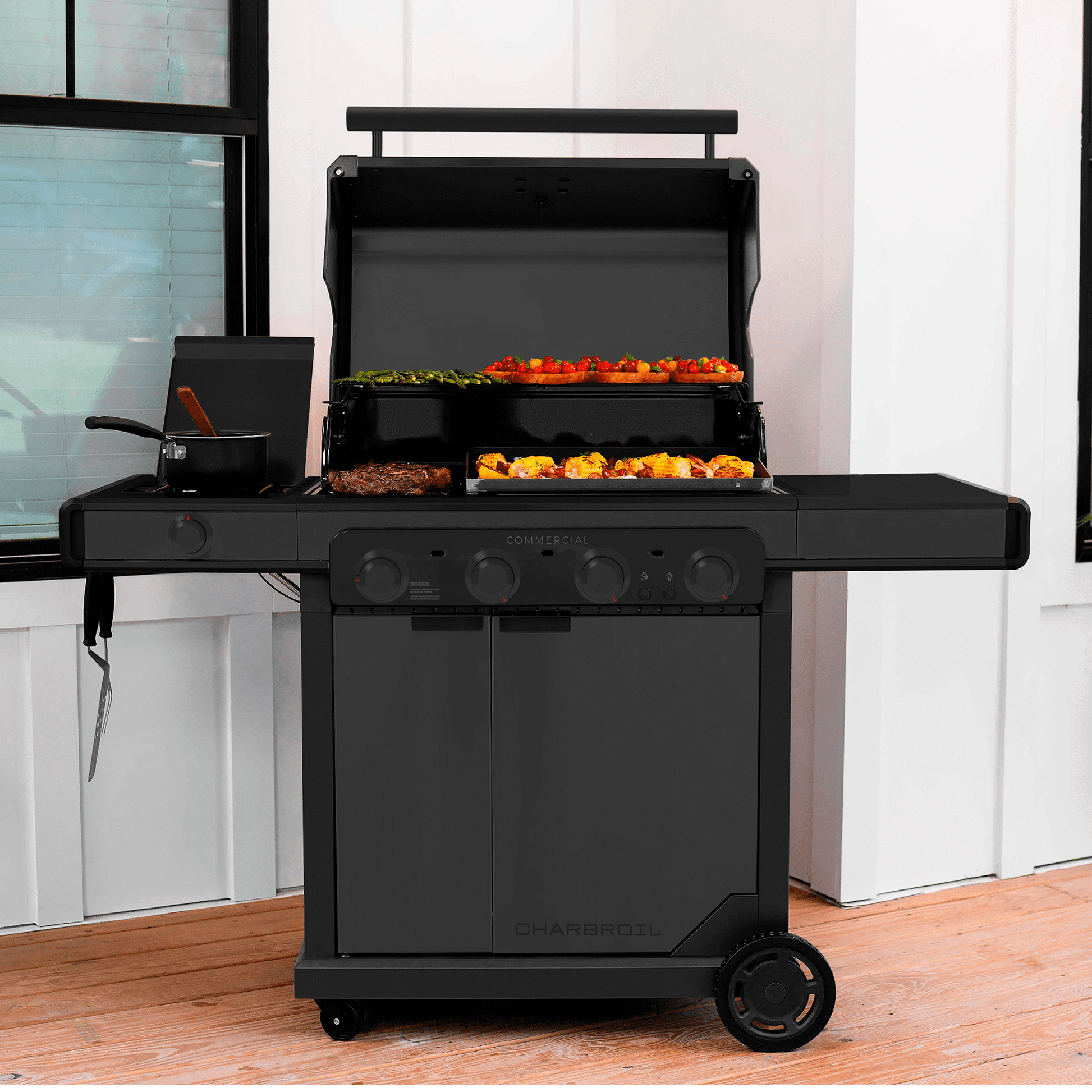 Charbroil® Commercial Series™ 4-Burner Gas Grill & Griddle, Black