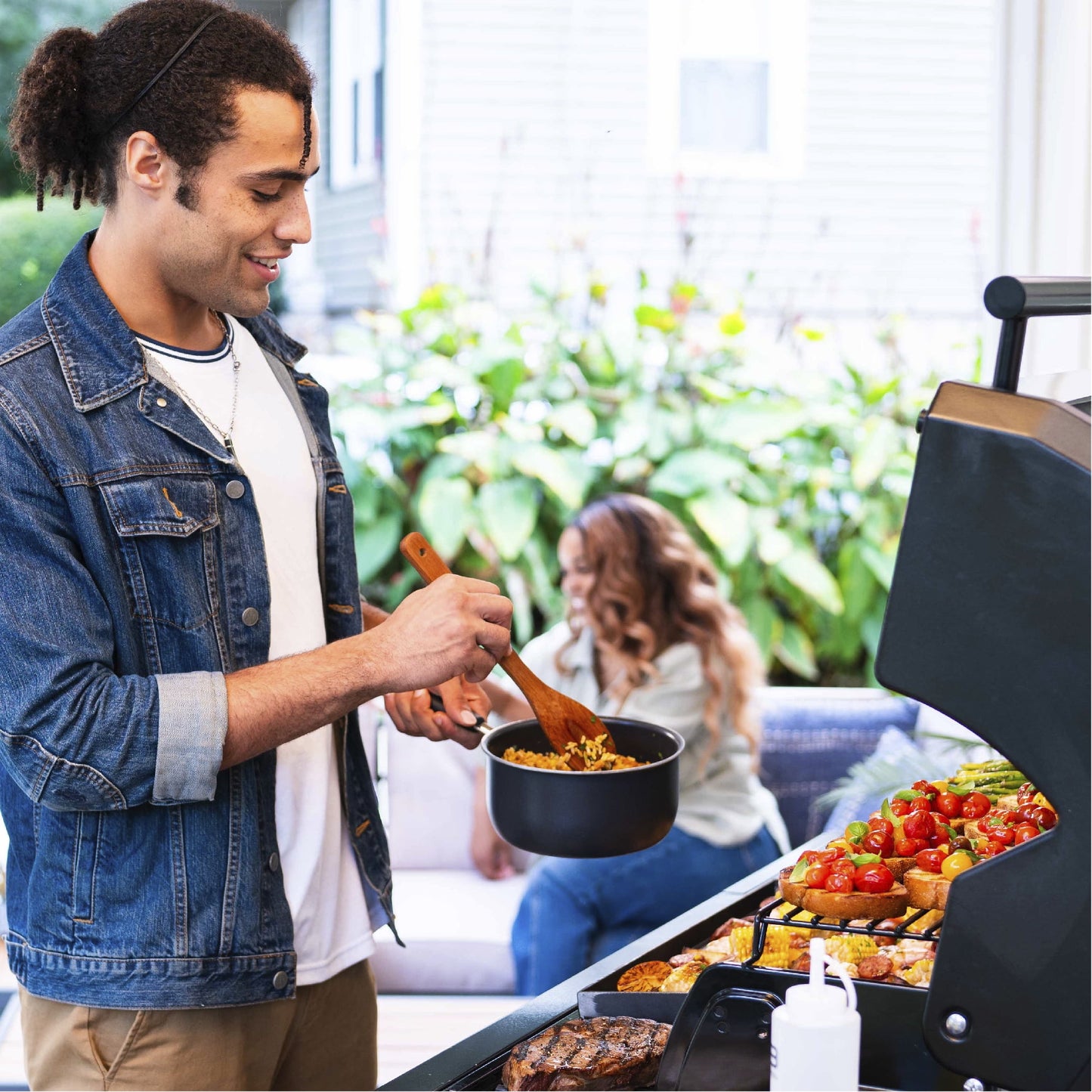 Charbroil Pro Series™ 4-Burner Gas Grill and Griddle with Side Burner